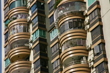 Konut binasının ön cephesi