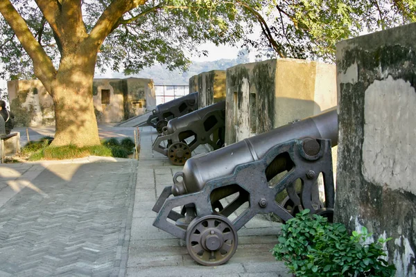 Old Canons Ancient Fortress — Stock Photo, Image