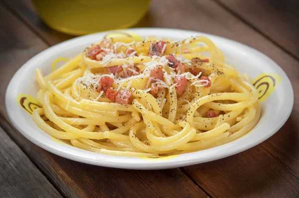 Traditiona Italian Carbonara Pasta — Stock Fotó