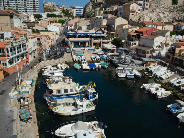 Tarihi Binalar Arasındaki Ünlü Liman Liman Vallon Des Auffes Kentin — Stok fotoğraf