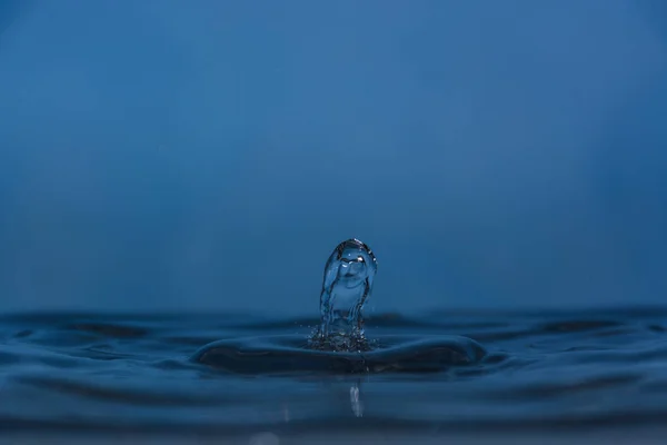 Tropfen Sauberen Wassers Nahaufnahme — Stockfoto