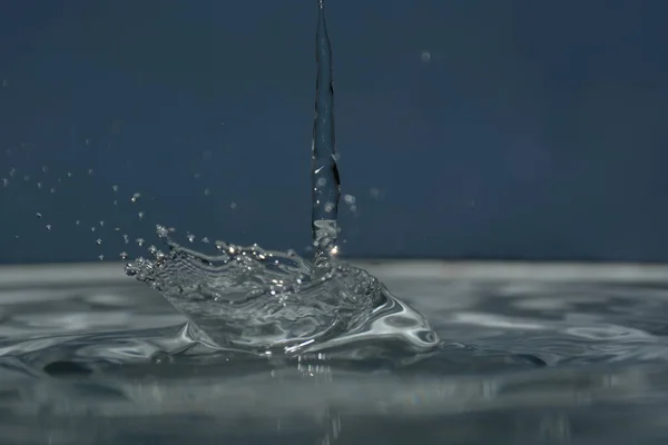 Krople Czystej Wody Niebieski — Zdjęcie stockowe
