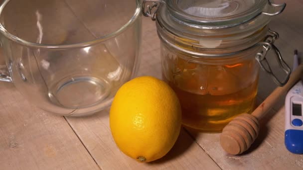 Limón Miel Para Tratamiento Natural Del Resfriado Gripe Media Slider — Vídeos de Stock