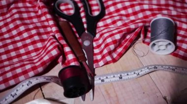 Pamuk ve makasla dikiş seti