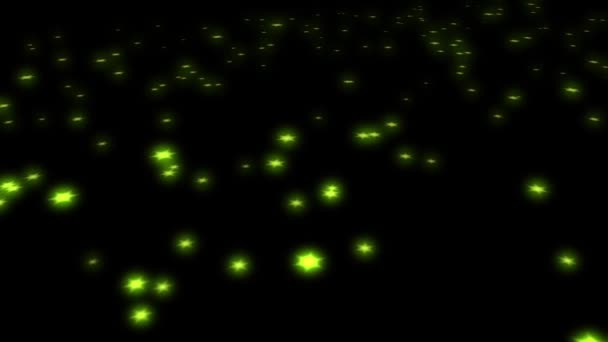 Sarı yıldızlar kara gökyüzü animasyonuna karşı yüzerler. — Stok video