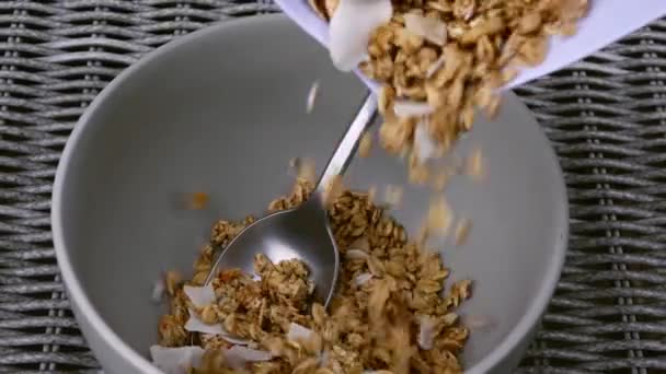 Készítése Granola Reggeli Kora Reggel Közepes Nagyítás Lassított Felvétel Nagyítás — Stock videók