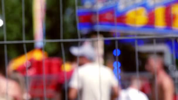 Fairground Rides Fun Fair Medium Focused Shot Slow Motion Blurred — Vídeo de Stock