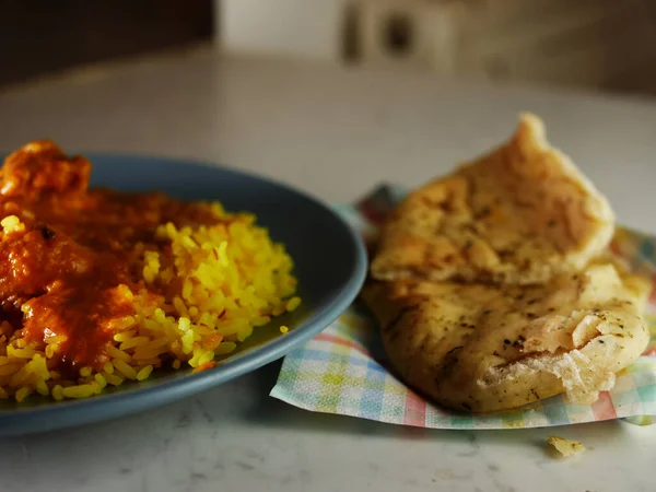 Chicken Korma Curry Pilau Rice Naan Bread Medium Shot Slow — Stock Photo, Image