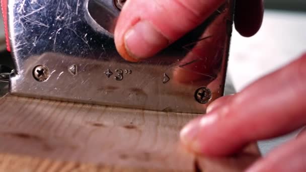 Carpenter Measuring Wood Tape Measure Close Shot Slow Motion Selective — Wideo stockowe