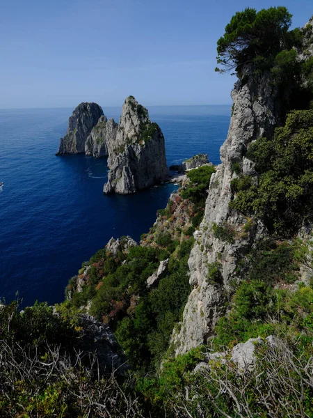 Widok Faraglioni Capri — Zdjęcie stockowe