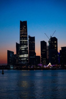 Akşam Qingdao Olimpiyat Denizcilik Merkezi