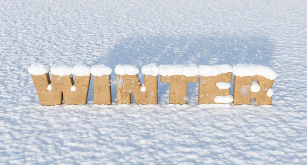 Letras Madera Con Palabra Invierno Suelo Nevado Caída Copos Nieve — Foto de Stock