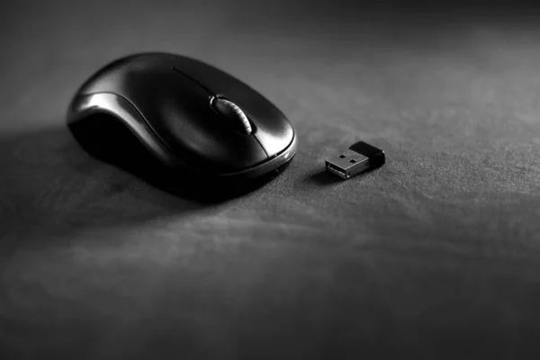 Fare, kullanıcı çalıştırıldığında sensör hareketi ile talimat verilen programları ve komutları çalıştırmak amacıyla tasarlanmış bir donanım parçasıdır..