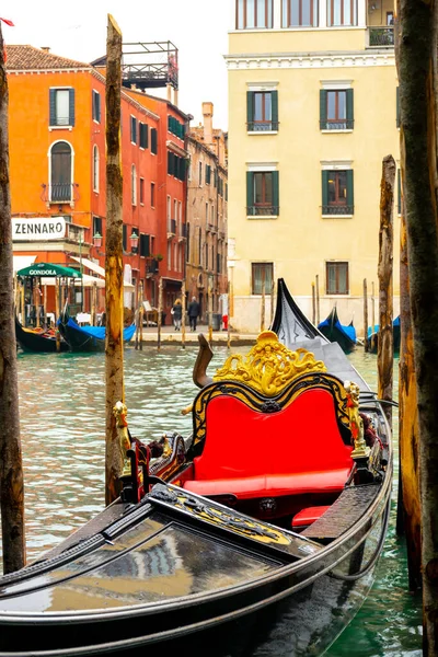 Dezember 2021 Venedig Italien Gondel Schwimmt Auf Dem Canal Grande — Stockfoto