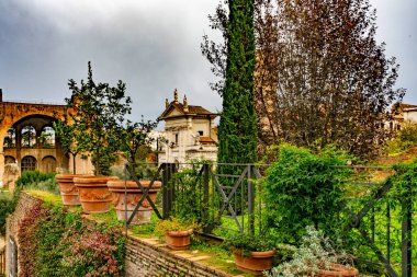 4 Aralık 2022 - Roma, İtalya: Forum Romanum kalıntıları üzerine bir manzara.