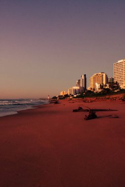 Kwa-Zulu Natal Güney Afrika 'da Durban yakınlarındaki Umhlanga Kayalıkları' nın sahil manzarası