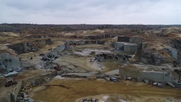 Vista Aérea Uma Pedreira Granito Mineração Lajes Granito Extração Minerais — Vídeo de Stock