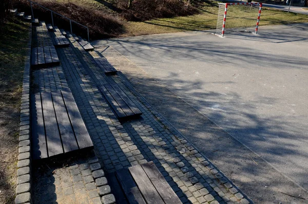 Escalier Béton Sert Banc Théâtre Donnant Sur Rivière Pavés Pavés — Photo