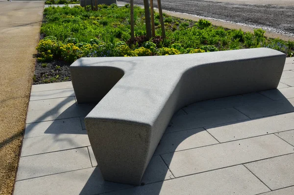 Square Stands Gray White Bench Made Artificial Stone Pouring Concrete — ストック写真