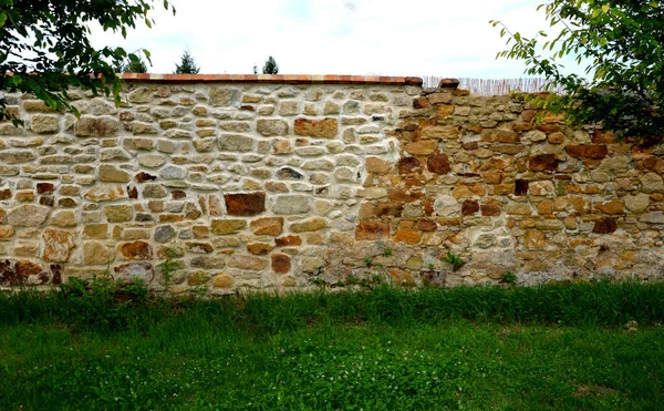 Old Stone Wall Being Reconstructed Two Plots Stones Dismantled Glued — Φωτογραφία Αρχείου