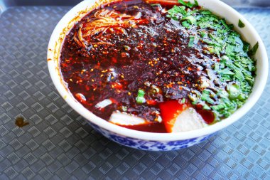 Lanzhou Biftek Ramen Lokantası, Çin Erişte Yemeği, Lanzhou bifteği elle yapılan erişte