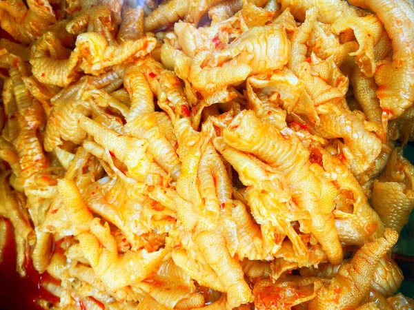 Lanzhou Biftek Ramen Lokantası, Çin Erişte Yemeği, Lanzhou bifteği elle yapılan erişte.