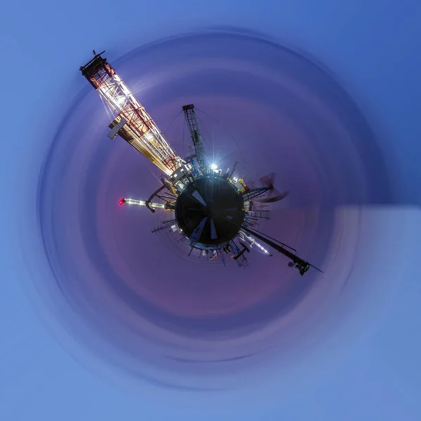 360 Градусный Обзор Нефтяного Месторождения Ночью Нефтяные Насосы Ночью Нефтепромысловое — стоковое фото