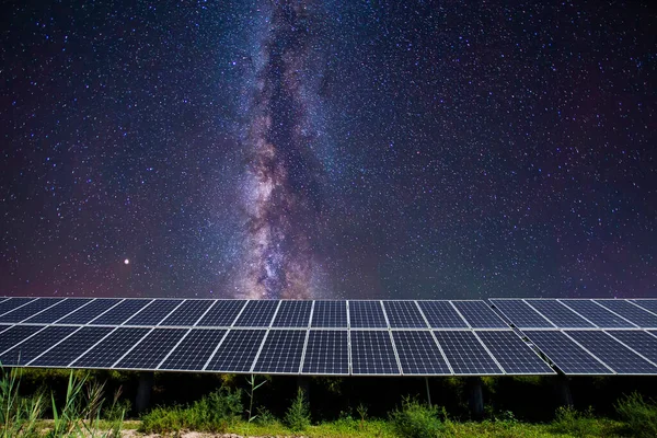 Panneaux Solaires Photovoltaïques Voie Lactée Panneaux Solaires Photovoltaïques Nuit — Photo