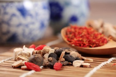 Geleneksel Çin tıbbı, stüdyo çekimi, yakın çekim.