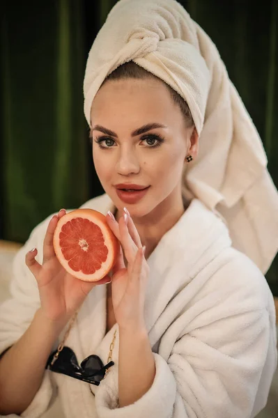 Beautiful Young Woman Healthy Fresh Fruit Mask Kitchen — Stockfoto