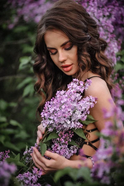 Beautiful Young Woman Long Hair Purple Dress Garden — Stok fotoğraf