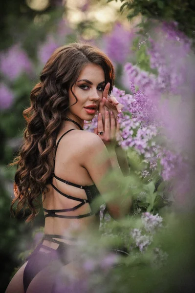Beautiful Young Woman Long Hair Purple Dress Posing Forest — Stockfoto
