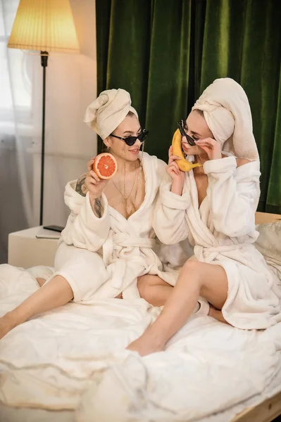 Two Beautiful Girls Towel Mask Bathroom — ストック写真