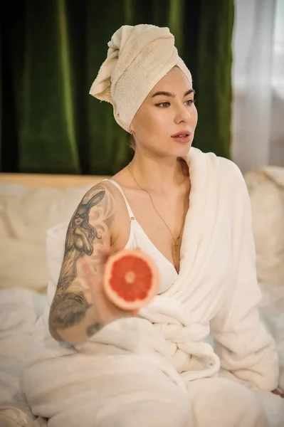 Beautiful Young Woman Towel Her Face Bathroom — Fotografia de Stock