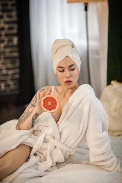 Portrait Beautiful Young Woman White Towel Her Face Room Mask — Foto de Stock