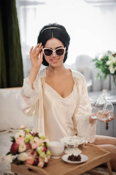 Beautiful Young Woman White Dress Sunglasses Sitting Chair Looking Camera — 스톡 사진