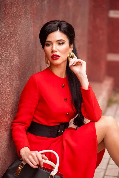 Beautiful Young Woman Red Dress Black Leather Jacket Sunglasses Posing — ストック写真