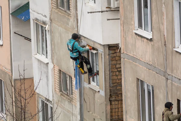Tiraspol Moldova November 2021 High Rise Works View Worker Climbing — стокове фото