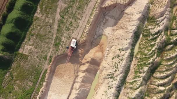 Veduta Aerea Della Cava Sabbia Drone Scende Una Cava Sabbia — Video Stock