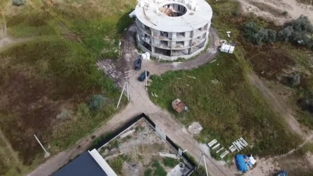 Drone Survolant Une Base Villégiature Cylindrique Construction Près Mer Noire — Video