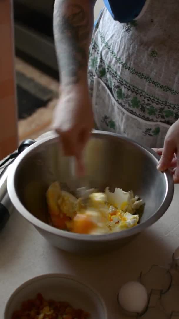 Sweet Cheese Casserole Preparation Chef Mixing Ingredients Two Types Cottage — Stockvideo