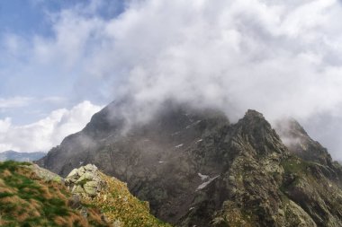 Carisey arması, Punta Sella 'dan görüldü, Piedmont ve Valle d' Aosta arasındaki sınırda.