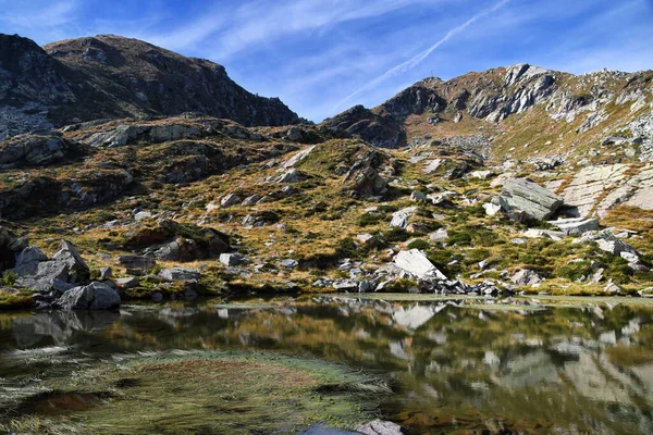 Lake Pasci Lake Mombarone Located Path Climbs Top Mombarone — Stock Photo, Image