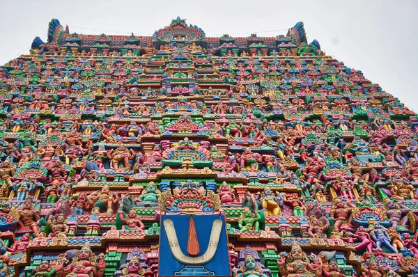 Barevné Modly Gopuramu Chrám Sarangapani Jeden Starověkých Chrámů Jihu Indie — Stock fotografie