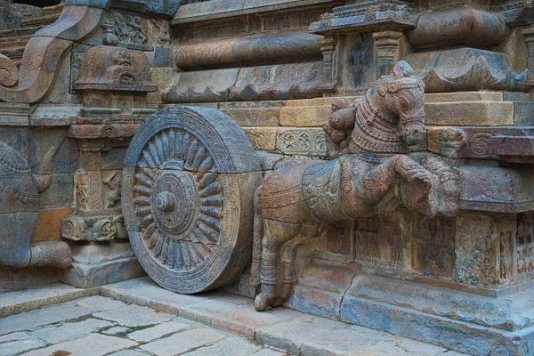 Airavatesvara Tapınağının Duvarına Oymalar Hindistan Güneyindeki Antik Tapınaklardan Biri Tamil — Stok fotoğraf