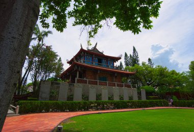 Chikanlou (Kule) 1653 yılında Hollandalılar tarafından inşa edilmiştir. Orijinal adı Provintia. 