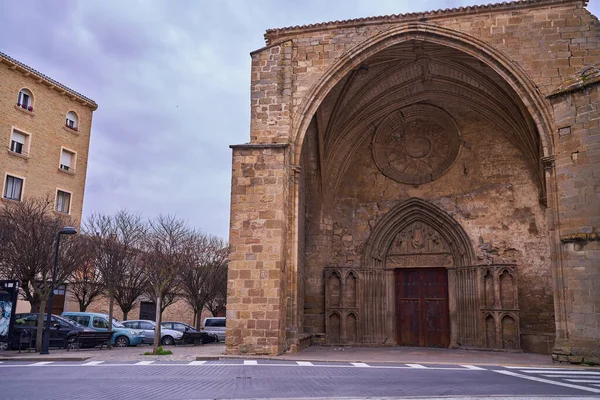 Sanguesa, Navarra İspanya 6 Mart 2022, San Salvador Kilisesi — Stok fotoğraf