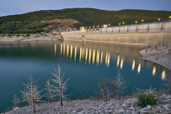  View of the Itoiz reservoir in Navarra, very empty due to the summer drought. High quality photo