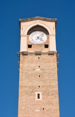 Adana, Türkiye 'de İnanılmaz Eski Saat Kulesi