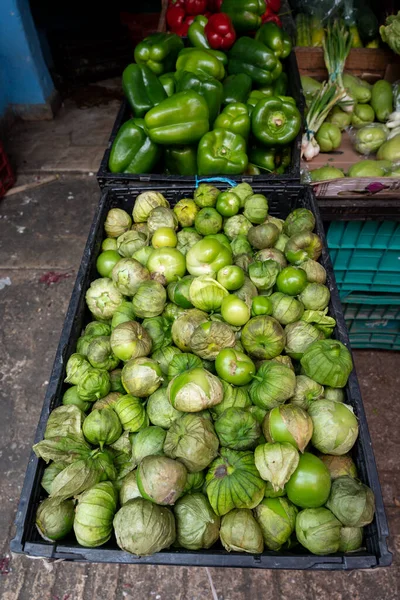 Tomates Verdes Frescos Tomatillo Exposição Mercado México Durante Dia Sem — Fotografia de Stock